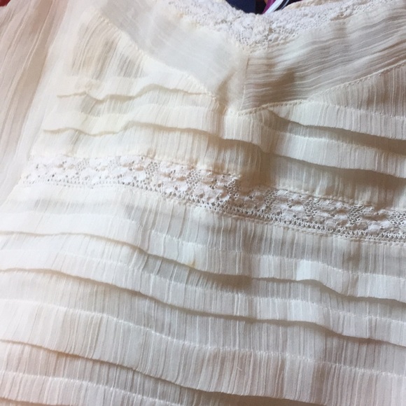 Cream top - Picture 3 of 3